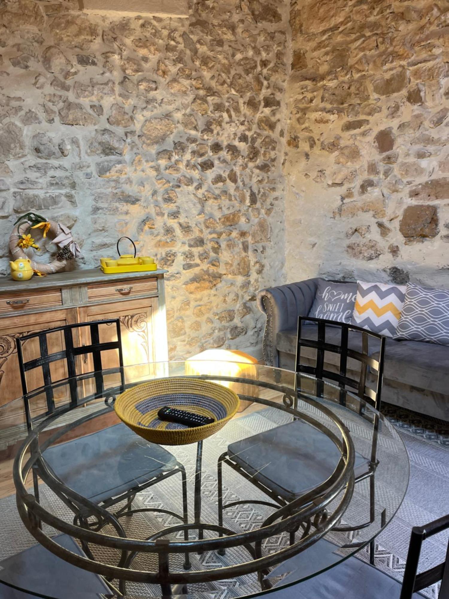 Le Chateau Camps-sur-l'Agly Luaran gambar